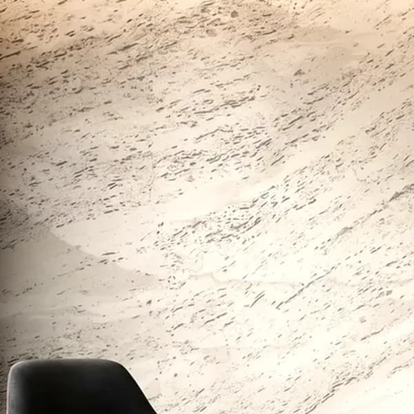 טרוורטין עמוק · הטקסטורה מקרוב