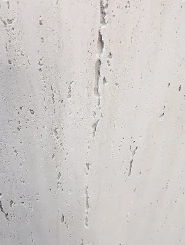 Travertine Ravana · הטקסטורה מקרוב